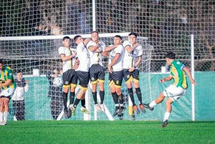 Uribelarrea FC pegó su primer grito en el Promocional